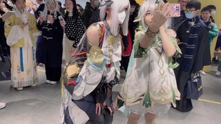 出小姨去了漫展！