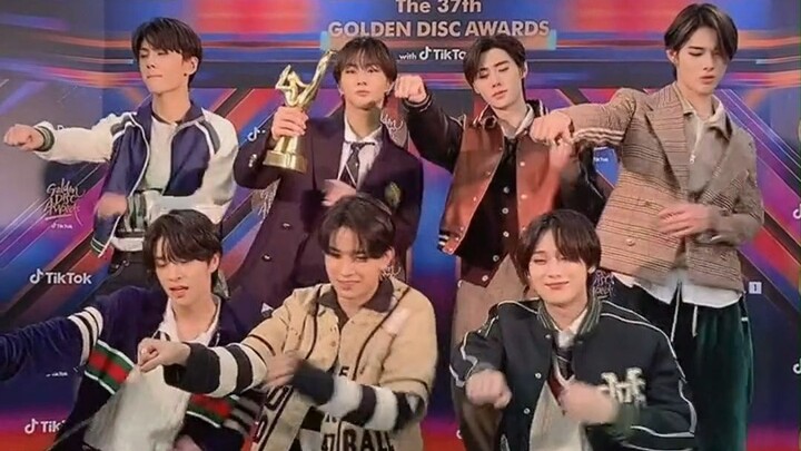 Thử thách bất khả xâm phạm của thần tượng Kpop