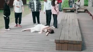 สายดีดซีรี่ย์_ (เต็มเรื่อง) หุ้นโลกดิ่งล้านเท่า หนุ่มจนกลายเป็นมหาเศรษฐี ซีอีโอสาวไล่ตามเขาไม่หยุด