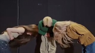 It seems that Hybe is hinting at something, as he bows 90 degrees in his recent challenge videos.