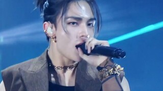 Sân khấu độ nét cao lễ trao giải VMA hạng S của Straykids