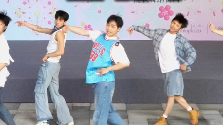 【985】All-male Easy Chi Super Cool Roadshow｜LE SSERAFIM more suitable for male college students