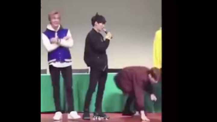 【BTS】Aduh! Suga ternyata secara terbuka membongkar kehidupan pribadi ARMY — cuplikan dari pakar seni