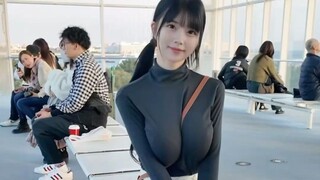 Gadis bagitu menggoda dan panas, CEO tidak tahan dan tidur dengan gadis menggoda