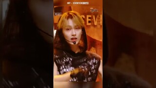 HOT - SEVENTEEN (세븐틴)