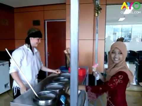 Es Krim Turki, yang Jual n Beli Juga Keren