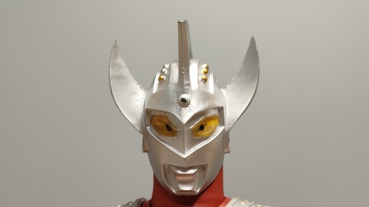 29 Got the same SHF Taro Ultraman head sculpture as Zhetou? Install it and see how it works!