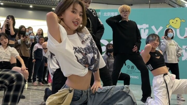 【NAME Long Yunzhu】Random dance road show of domestic entertainment idols