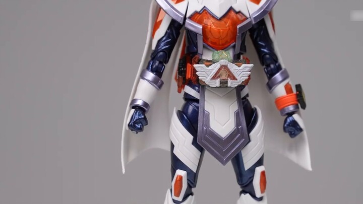 Chẳng lẽ mụ già này thật sự không gặp nhầm bộ sao? Thử nghiệm mở hộp Bandai SHF Kamen Rider Majed