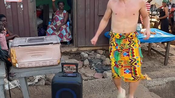 วากา วากา 🕺 #tanzen #wakawaka #africa #backflip #fyp