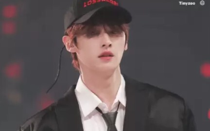 «لي مين هاو» يشاهد كيف يُجسّد سيد الرقص الرئيسي الموسيقى بشكل مثالي