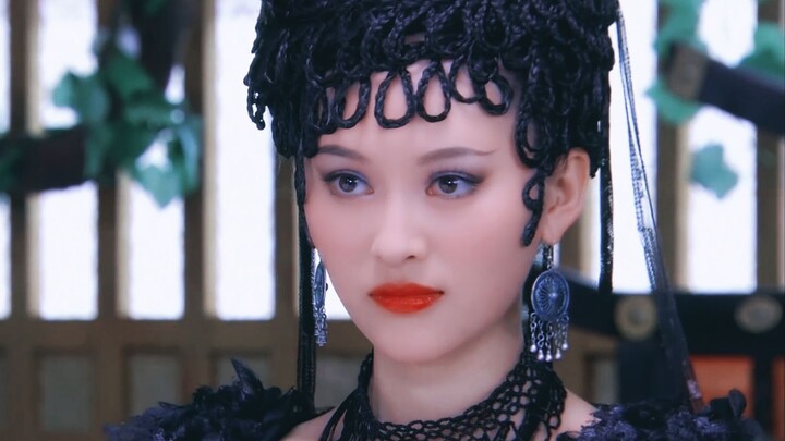 The spider spirit sister is beautiful too | Back then, her makeup and hair perfectly matched her cha