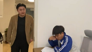 Teacher encounters student tipping off another student