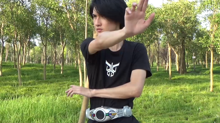 เข็มขัด Kamen Rider Kuuga Legend คุณภาพสูงและราคาต่ำ คุณสมควรได้รับมัน