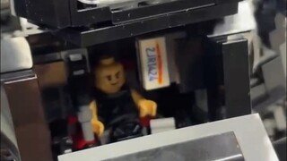 【乐高MOC展示】载人泰坦电视人机甲-马桶人VS监控人-by  Max’s brick | Titan TV man Lego MOC