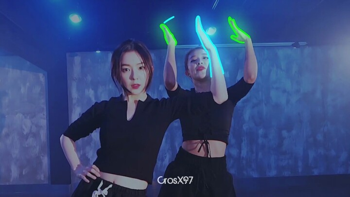【Red Velvet - IRENE & SEULGI】- Naughty - 特效版练习室舞蹈-超级炫酷！