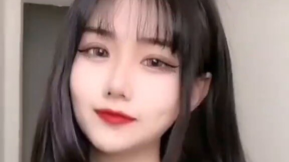 มีบล็อกเกอร์ด้านความงามคนไหนที่คุณชอบบ้างมั้ย?
