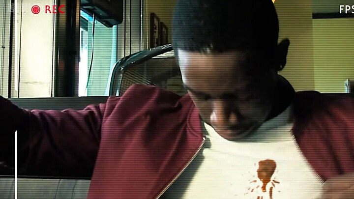 While deleting the video, the mother accidentally pressed the rewind button, and the next second som