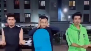 Mỗi động tác đều nằm ngoài dự liệu.