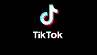 أعلم ما تريدون رؤيته (مذهل للغاية ويظل جافًا