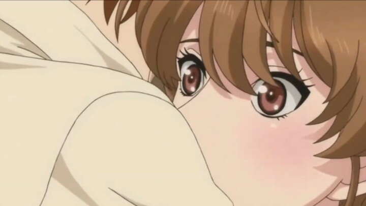 Pelukan cinta memang hangat🥰