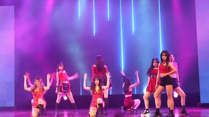 สายเกินไปที่จะเข้าเรียนที่มหาวิทยาลัยเจ้อเจียง! เทพเจ้าไร้ตัวตนร่วมเต้นรำอย่างหนักโดยสาวๆ จากมหาวิทย
