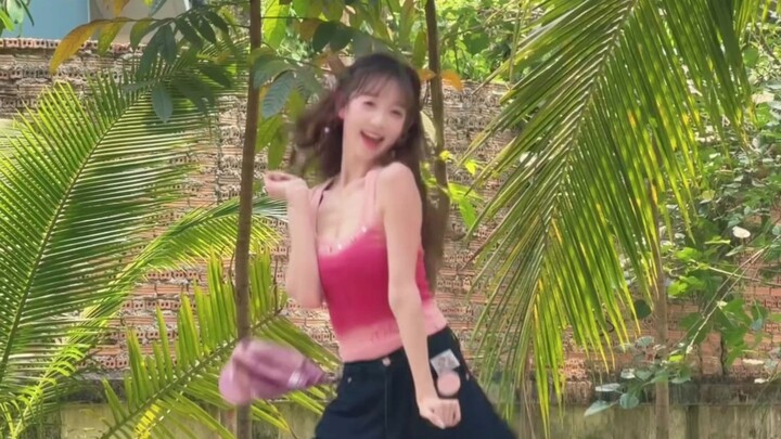 【Li Zixuan】YENA “Catch Catch” Cover