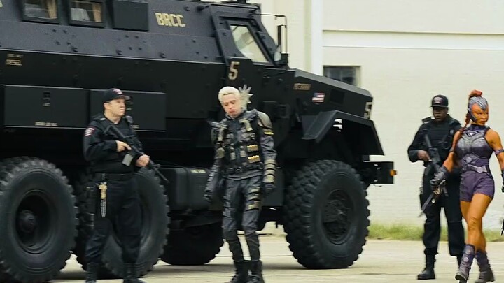 ช่วงเวลาสุดโดดเด่นของฮีโร่พิเศษ X จิ้งจอกเหลือง! ใครเดาได้ไหมว่าพลังพิเศษของเขามีอะไร?