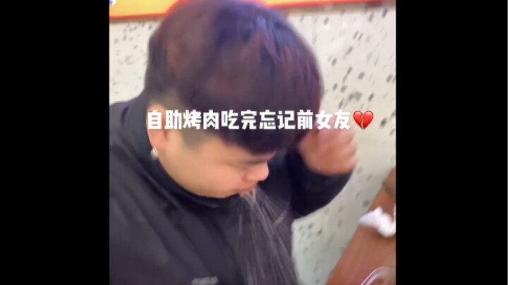 "Nghệ thuật là thứ không ai hiểu được"