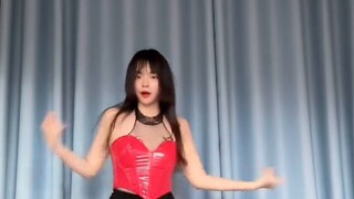 Lip hip HyunA dance cover has her own designed pose charging has a super long full version