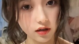 “ 漂 亮 姐 姐 ”