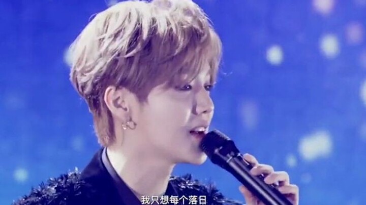 Những ca khúc quen thuộc này hóa ra lại do chính anh ấy hát?!