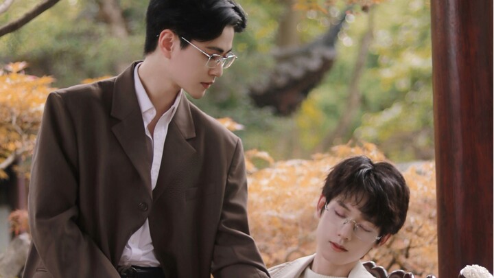 "เสียงพิณผ่านห้องโถงอย่างน่าตื่นเต้น" สองคน สามมื้อ สี่ฤดู