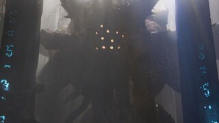 وحش كثولو العملاق محبوس منذ عشرات الآلاف من السنين، وقد ختمه الفضائيون باستخدام معبد، لكن البشر أثار