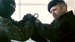 我玩刀的时候你才刚断奶呢！