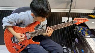đàn guitar điện! Trẻ con ngày nay thật đáng sợ. Ghi âm bên ngoài một lần.