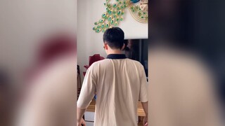 Giấu đồ của anh và cái kết