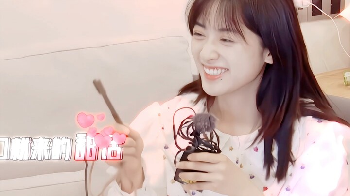 حلوة بس طبيعيّة بلا سكر صناعي! فتاة الترفيه المحلية حلوة لدرجة تُفقد الوعي! من يفهم؟