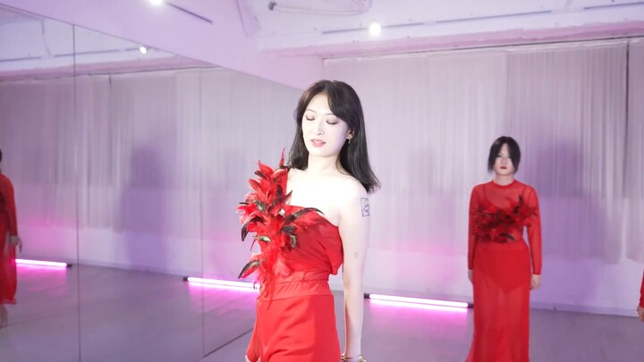 【Something♡Sexy Cover Dance】Super Replica of Girl's Day Stage Costumes! Be the best mother at the be
