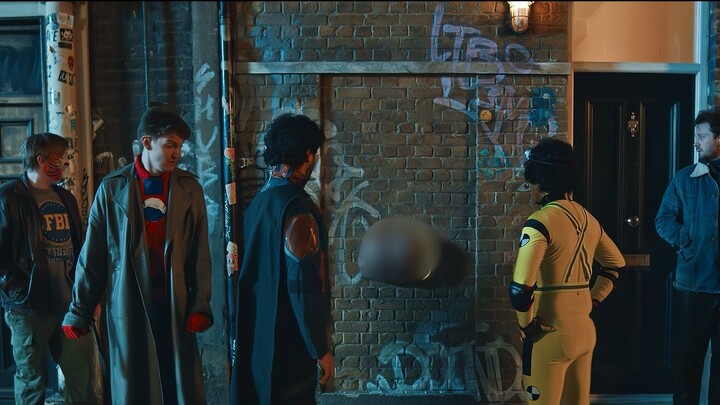 عندما تأتي القوى العظمى مع عيب