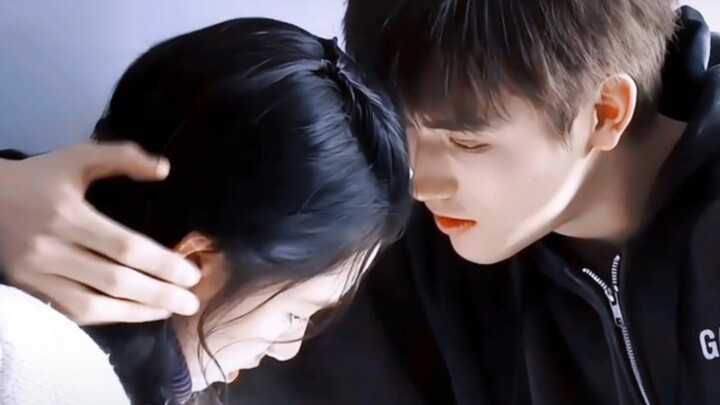 Holy crap! She pounced on him after getting drunk, and the way he’s looking at her is anything but i