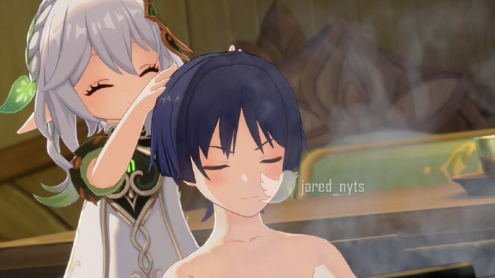 إذا استمرت أمي في تعرية ملابسه لاستحمامه حتى هذه السن المتقدمة، فلن يعود بإمكان الفتى أن يحافظ على ك