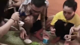 500 tí thành trăm năm