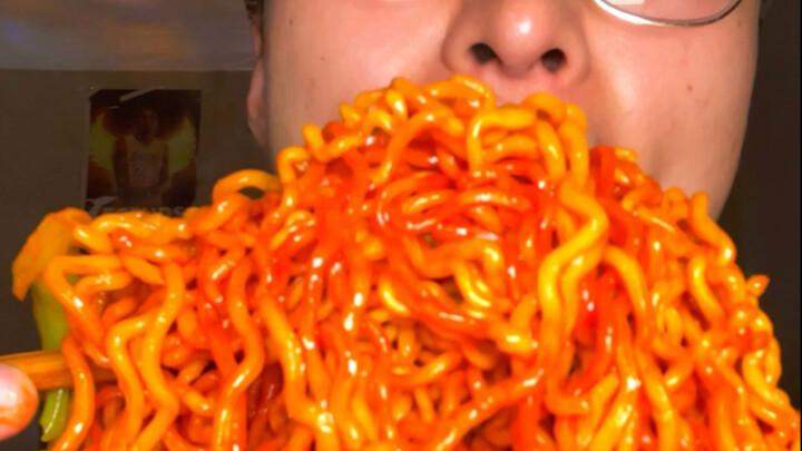 Kuali Hidangan Militer Cao Rasa Super Pedas, Daging Babi Berlapis Kulit Renyah, Mantap Banget!