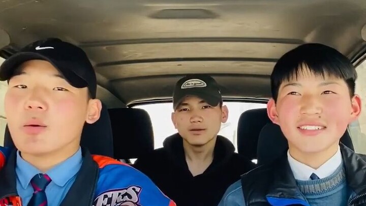 [Em bé Mông Cổ / Bản có phụ đề] Tưởng là tân binh, ai ngờ lại là…