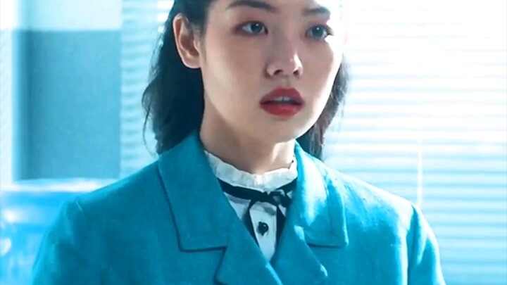 The lonely her cheers on the lonely me.