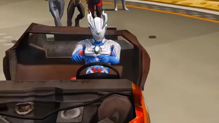 Even though Ultraman Zero's wheels were gone, he still turned evil!