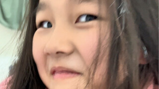 في عيون الثلاثة، جمالنا يعاني من القصور.