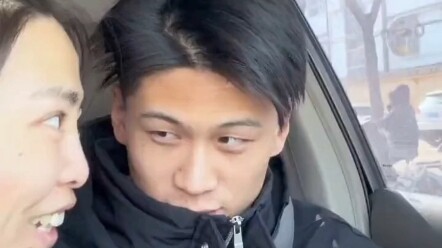 Daily sharing of funny and amusing emoji packs