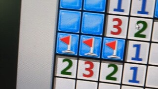 Only those who play Minesweeper know the sense of redemption of this 4.